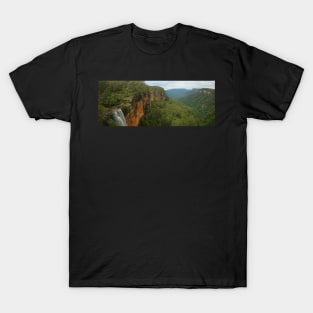 Fitzroy Falls & Kangaroo Valley pano T-Shirt